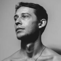 Profile picture of Victor